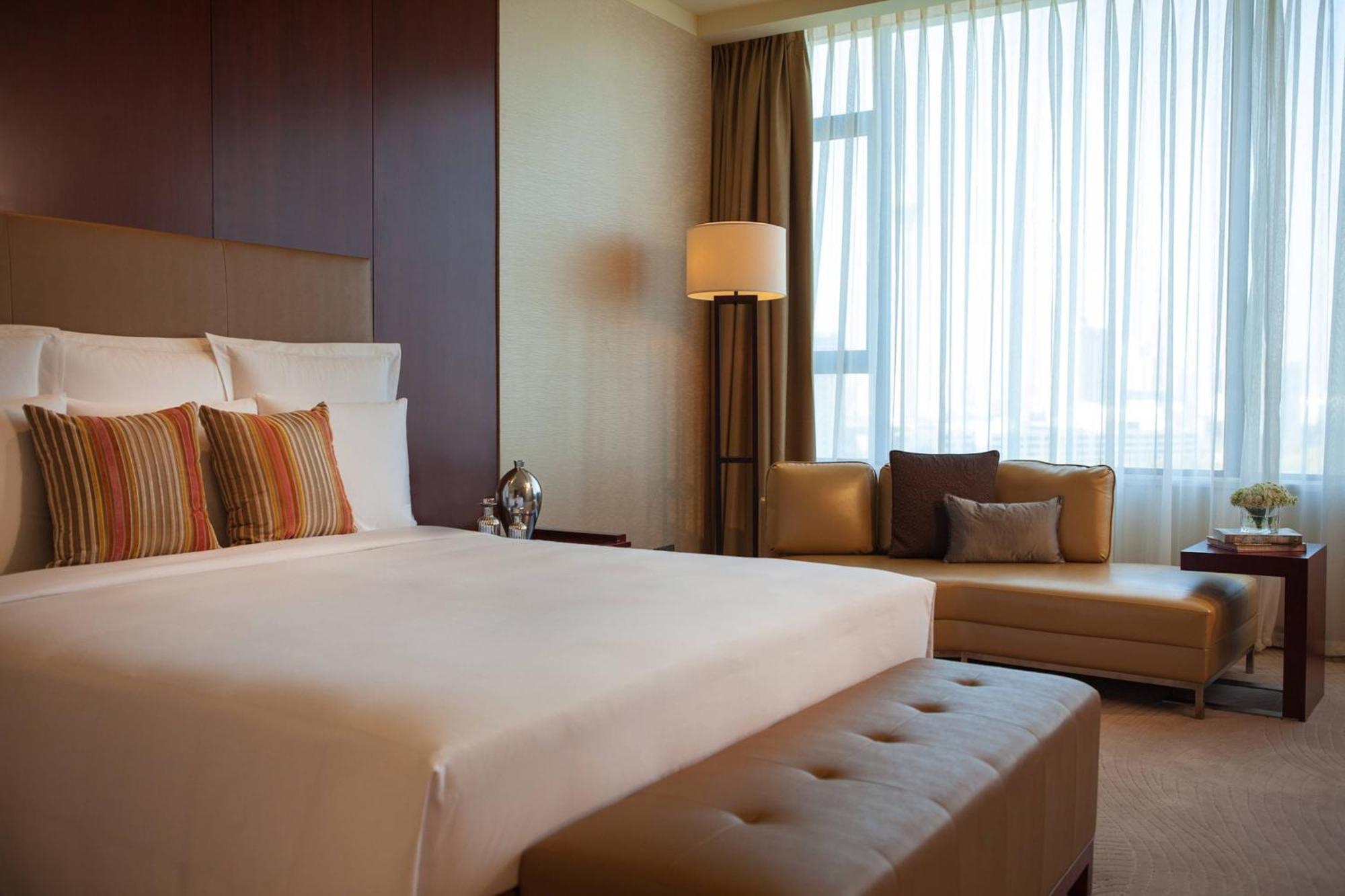 Renaissance Tianjin Lakeview Hotel Exteriör bild